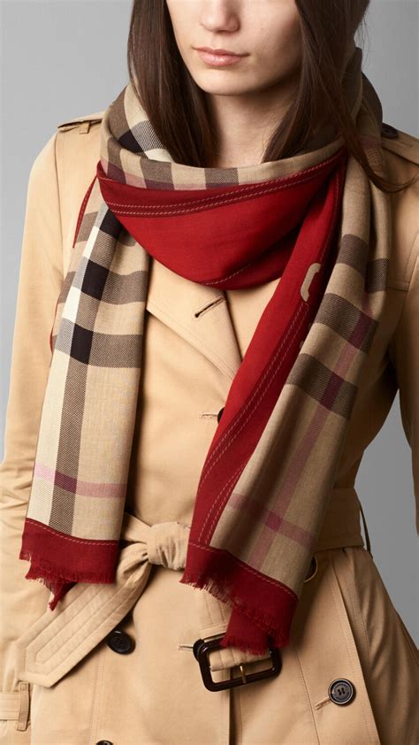 nep burberry sjaal|The Burberry Scarf .